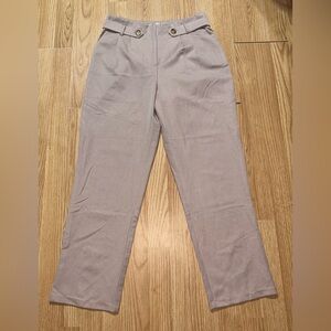 🏷️🏷️NWT Potters pot ladies/jrs Large pleated business slacks tan